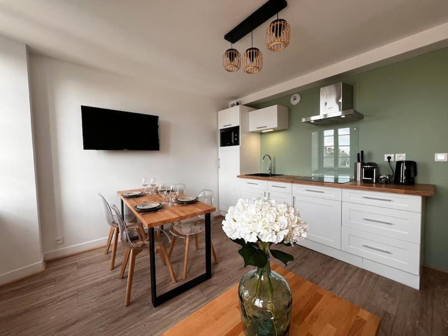 Appartement Gordon Smith En Plein Centre - 2 Personnes Sainte-Mère-Église Extérieur photo